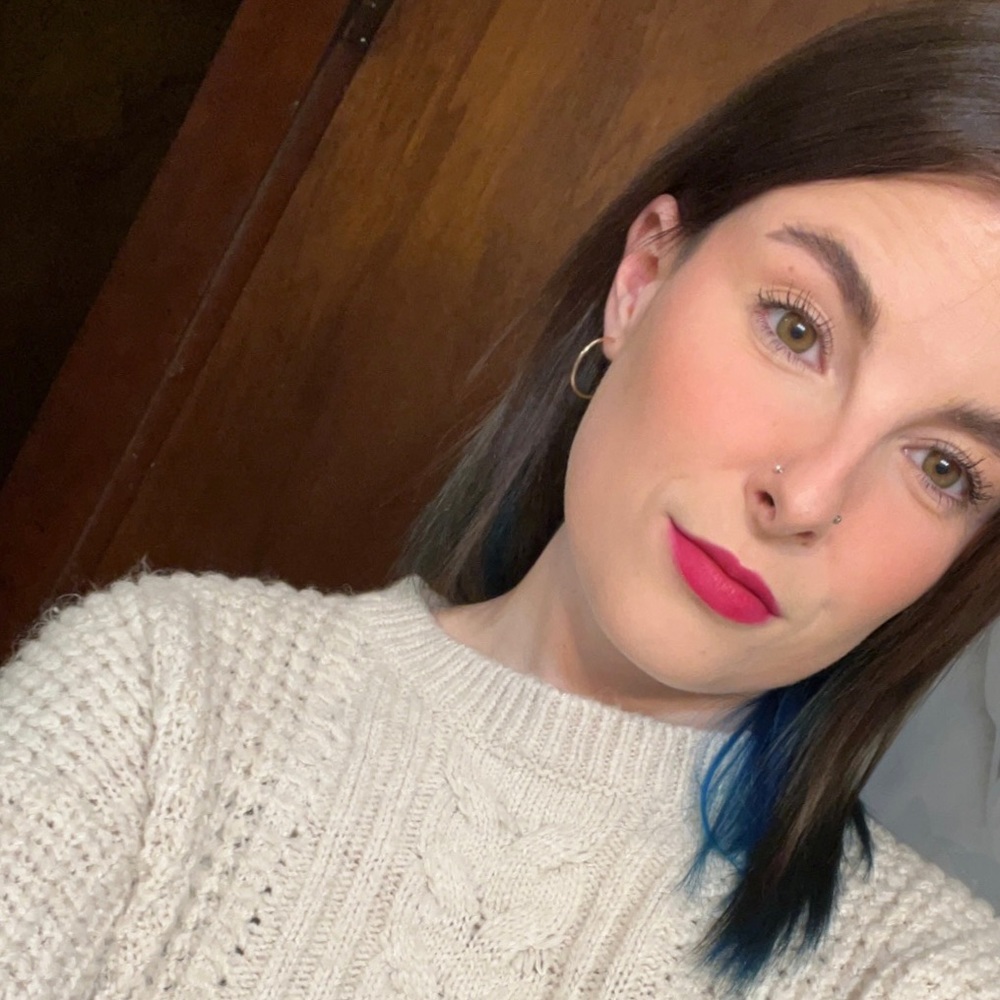 Meet your Posher, Emily